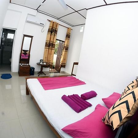 Bluray Beach Negombo Exterior foto