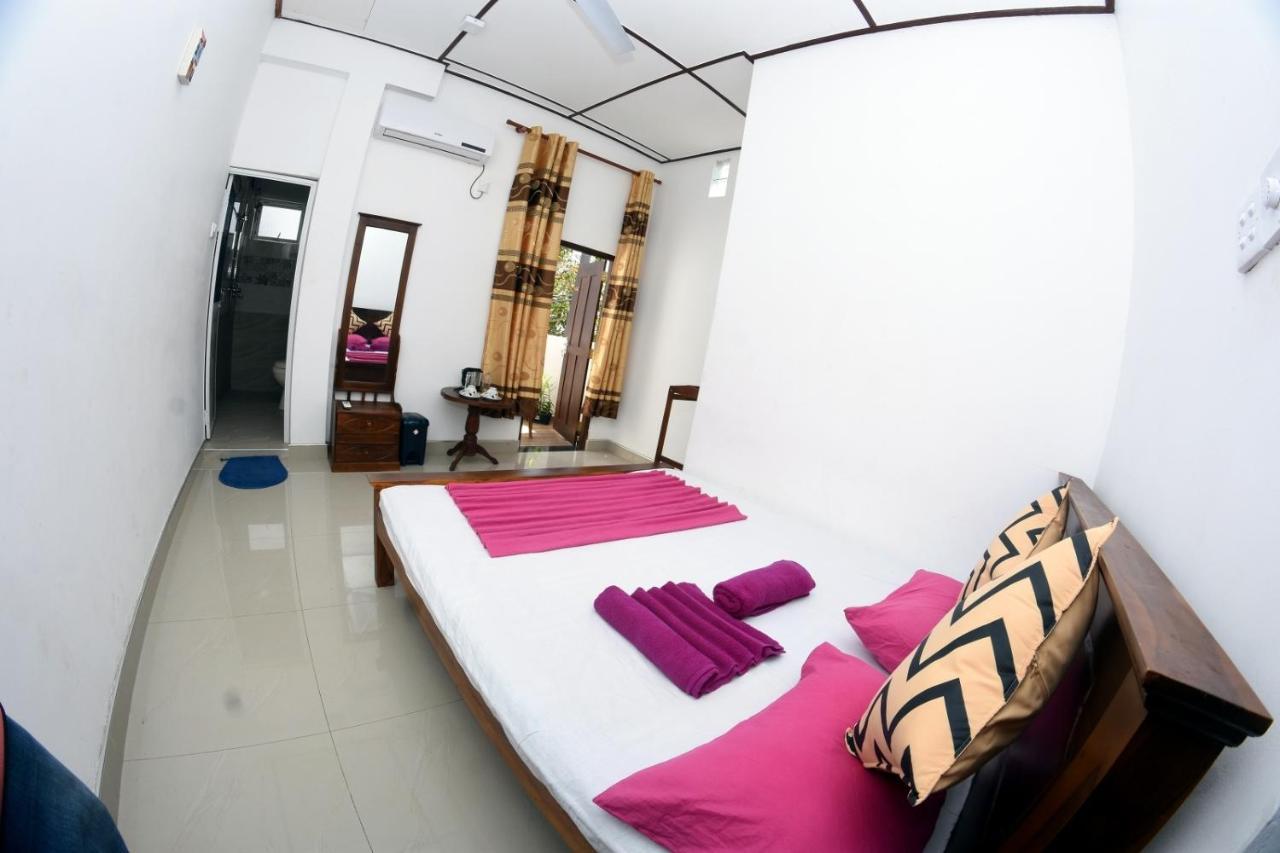 Bluray Beach Negombo Exterior foto